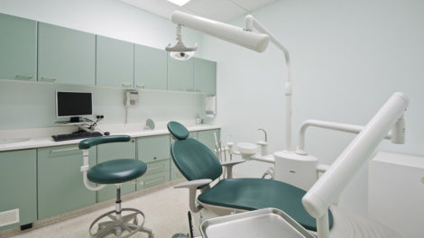 Cabinet de dentiste Photo J. Shohmelian/Pixabay