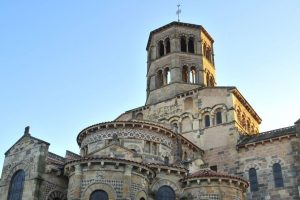 Saint-Austremoine / Photo office de tourisme du pays d'Issoire