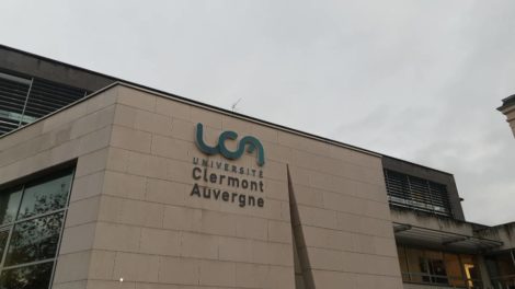 Fronton UCA bld Mitterrand, Clermont