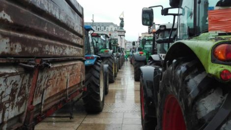 Lors du dernier grand rassemblement de tracteurs sur la Place de Jaude en octobre 2019 / photo 7 jours à Clermont