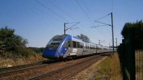 Autorail X72500 / Photo Floppy36- Wikipédia