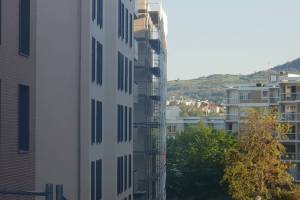 Colline vue depuis le site de l'Hôtel-Dieu à Clermont