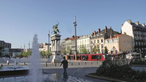 20 balades Chamina pour une évasion qui peut aussi être urbaine / -photo Noël Itier.