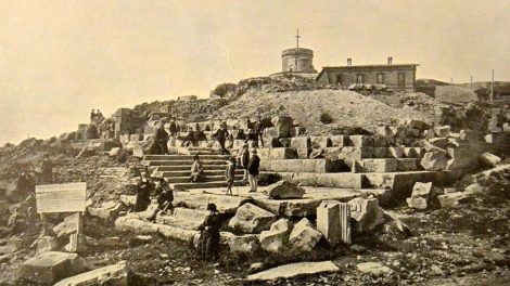 L'observatoire et le temple de mercure vers 1900 / Photo X