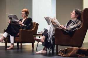 Micha Lescot et Mathieu Amalric dans "La Collection" de Pinter / Photo : Gwendal Le Flem