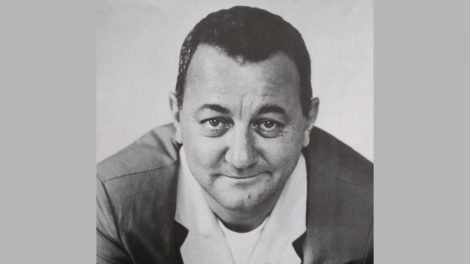 Coluche, fondateur des Restos du Cœur photo Gaston Bergeret