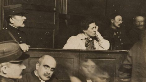 Hélène Brion durant son procès / photo Wikipédia