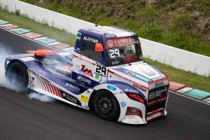 Camion de course / Photo Circuit de Charade