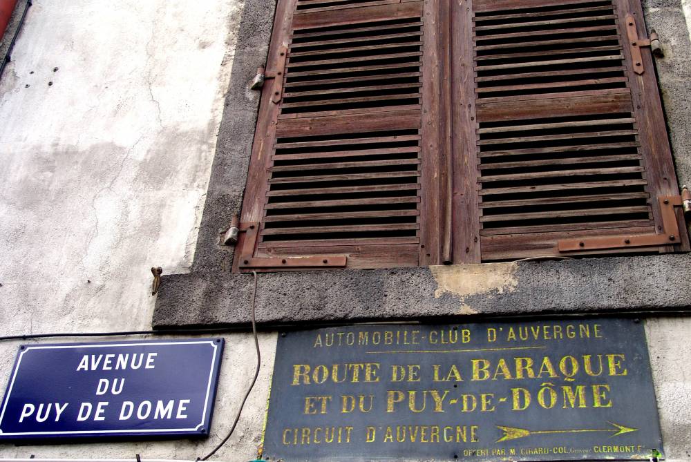 Le « Circuit d’Auvergne » au carrefour clermontois des Quatre-Routes. © Jean Argellier
