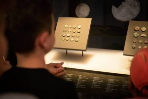 Atelier Monnaies Musée Archéologique de la Bataille de Gergovie © Henri Derus Photographie