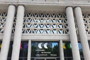 Façade de La Comédie / Photo 7 Jours à Clermont