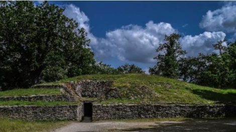 Tumulus de Bougon / Photo P. Bossin