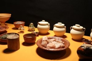 Exposition cosmétique antiquité / Photo Association ENARRO