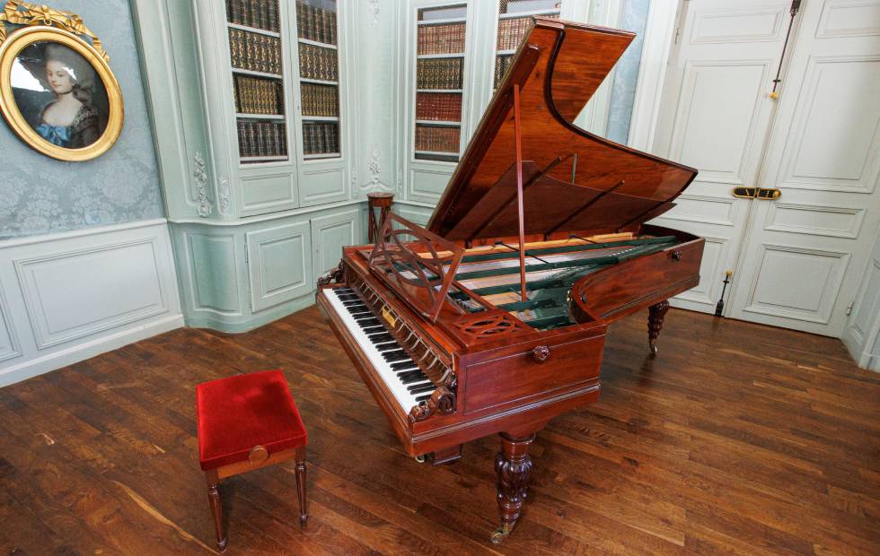 Piano Pleyel de Georges Onslow / Photo Adeline Girard