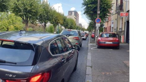 Embouteillage / Photo 7 Jours à Clermont