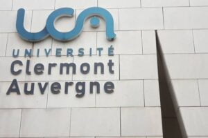 UCA façade / Photo 7 Jours à Clermont