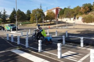 Vélo sur piste, rue sous-les-vignes / Photo 7 Jours à Clermont