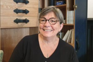 Pierrette Viel, présidente du Rendez-vous du Carnet de Voyage Photo 7 Jours à Clermont