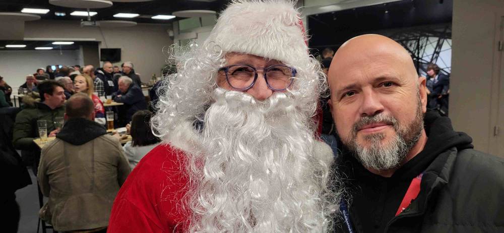 Alex Santos et le Père Noël / Photo Yves Meunier