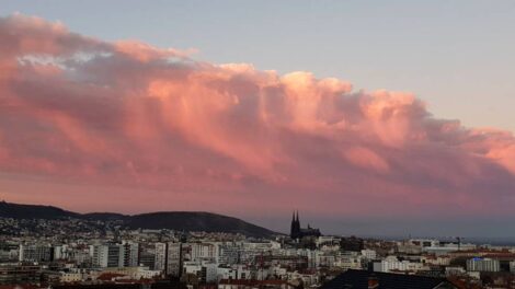 vue Est de Clermont Photo 7 Jours à Clermont