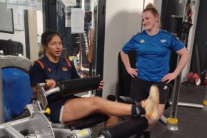 Musculation avec Lina Tuy et Ophélie Gincourt / Photo P. Thivat