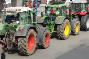 Tracteurs / Photo 7 Jours à Clermont