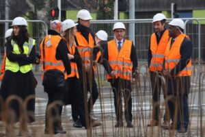 Pose de la première pierre de la Médiathèque départementale / Photo CD63