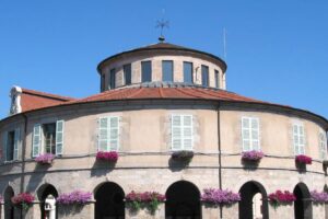 Ambert, Mairie Photo Jean-Pol GRANDMONT