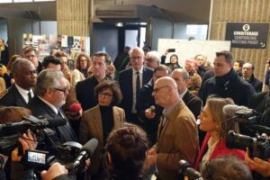 Bain de foule pour Rachida Dati à la Maison de la Culture / Photo 7 Jours à Clermont