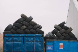 Pneus en fin de vie / Photo Ellie Burgin-Pexels