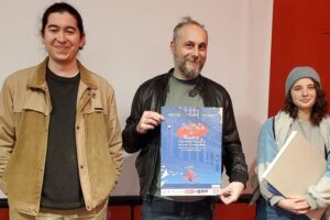 Un enseignant et deux étudiants du DNMADE © Sébastien Colasse