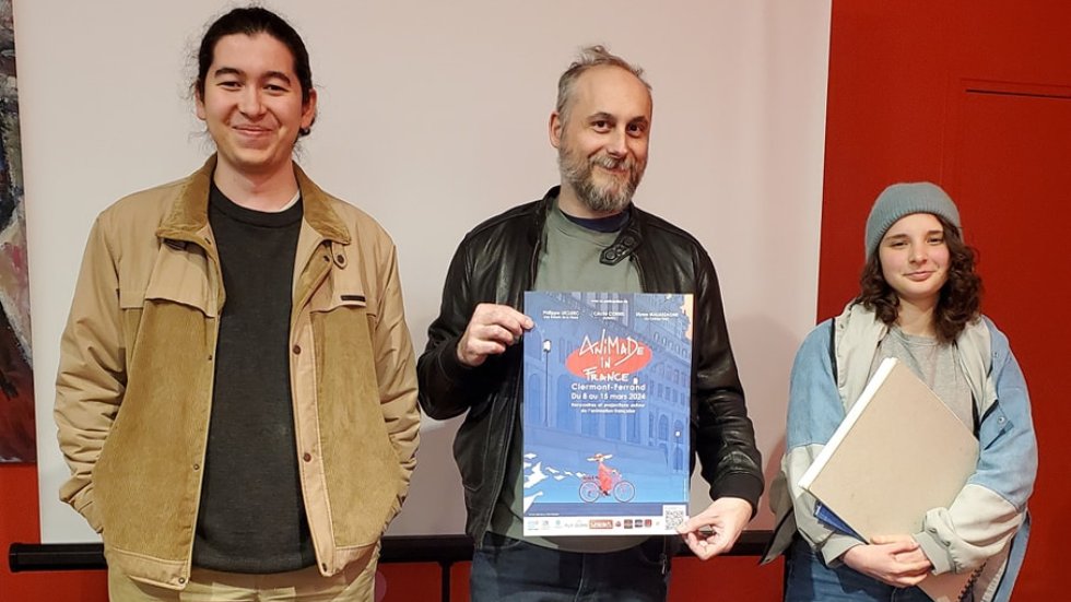 Un enseignant et deux étudiants du DNMADE © Sébastien Colasse
