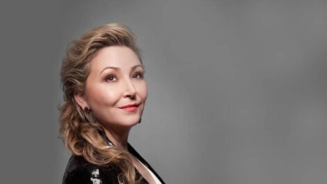 Karine Deshayes / Photo Aymeric Giraudel