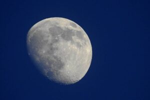 Lune / Photo Van Fulpen Pixabay