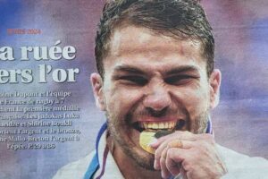 Dupont croque l'or / Une de l'Équipe du 28 juillet 2024