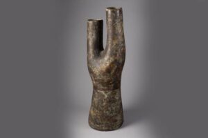 27.808 €, record mondial pour cette lampe de parquet Les 2 Potiers / Photo Ivoire Clermont