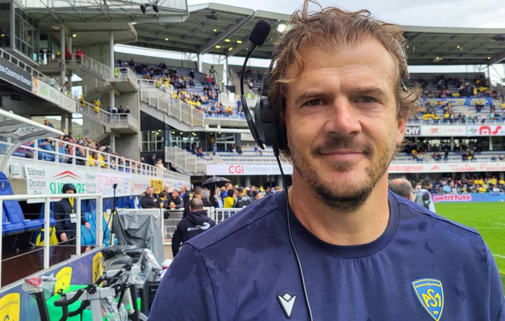 Roro en bord de touche / Photo Yves Meunier