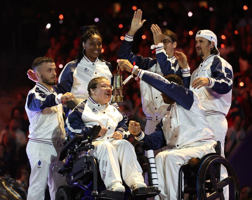 Souffler la flamme / Photo France paralympique
