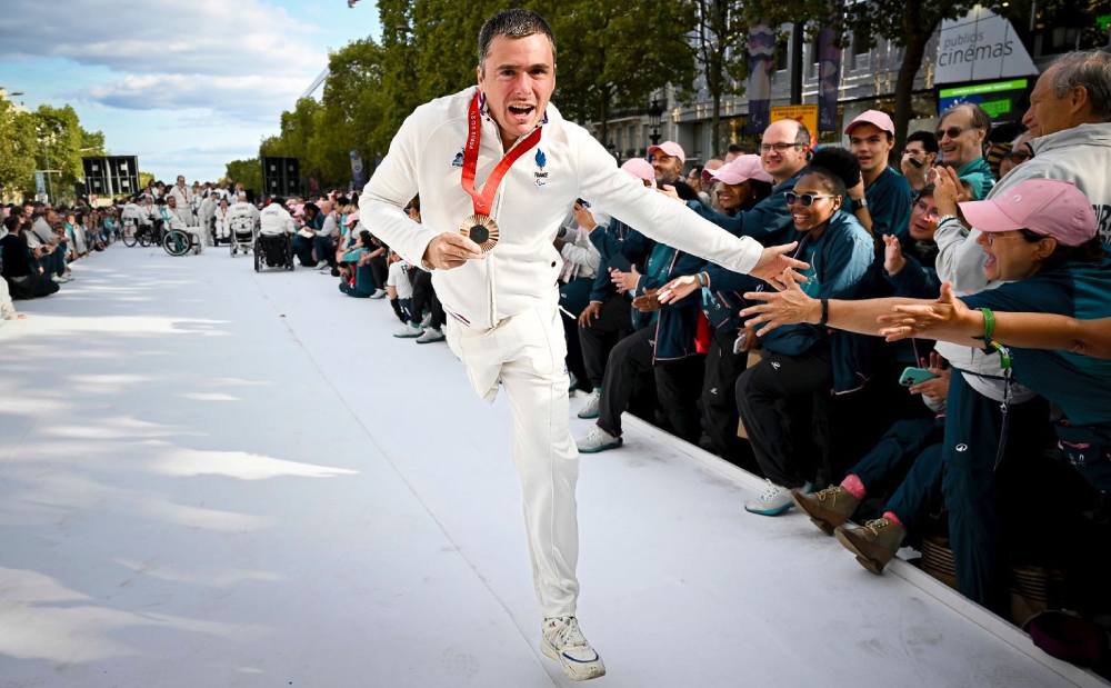 Aux Champs
Elysées / Photo Comité Paralympique