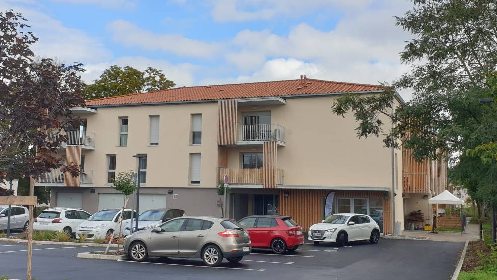 Extérieurs Happy / Photo 7 Jours à Clermont