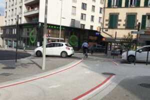 Giratoire à la hollandaise / Photo 7 Jours à Clermont