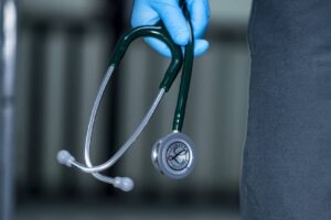 Stethoscope / Photo Fernando Zhiminaicela Pixabay