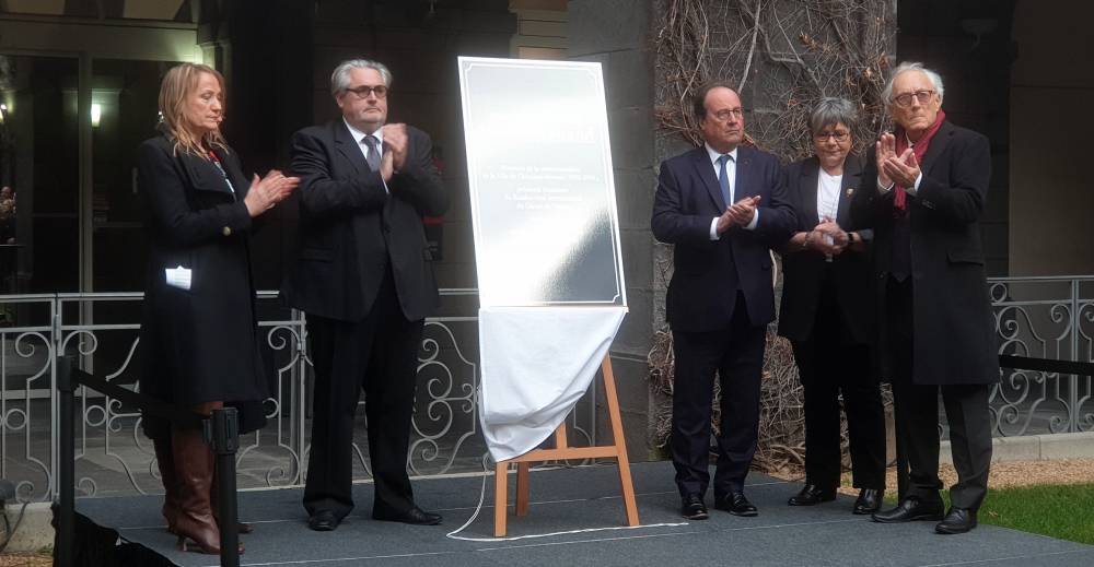 Dévoilement de la plaque Michel Renaud , Hôtel de ville de Clermont en présence de François Hollande / Photo 7 Jours à Clermont