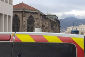 Fourgon de police / Photo 7 Jours à Clermont