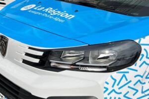 Véhicule Stelantis électrique / Photo Région AuRA