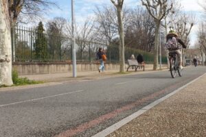 Cyclistes sur piste / Photo 7 Jours à Clermont