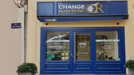 Devanture Change Auvergne Or / Photo 7 Jours à Clermont