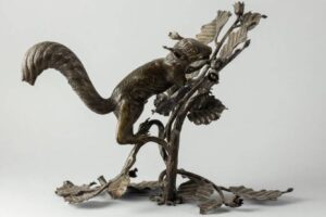 Écureuil sur branche de noisetier en fer forgé- Atelier Bernardin / Photo Ivoire Clermont
