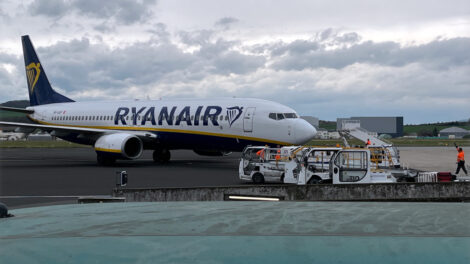 Avion RyanAir / Photo 7 Jours à Clermont