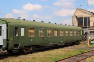 La voiture DEV B9 en attente de révision / Photo TVA-Asso 141 R 420